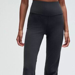 Lulu Lemon Groove Nulu Super-High-Rise Flared Pant Regular SIZE 6
